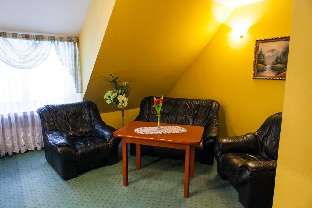 Hotel Rebajlo Piła Szoba fotó