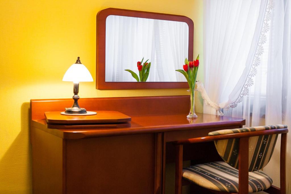 Hotel Rebajlo Piła Szoba fotó