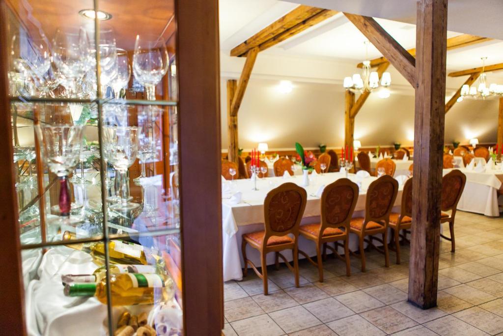 Hotel Rebajlo Piła Kültér fotó