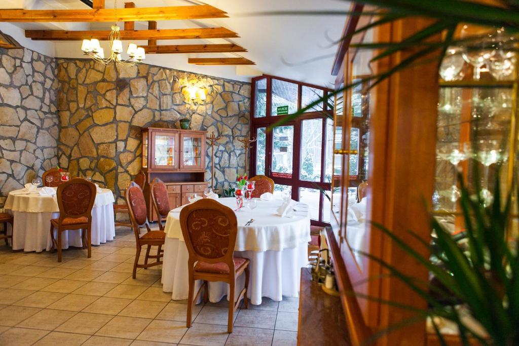 Hotel Rebajlo Piła Kültér fotó
