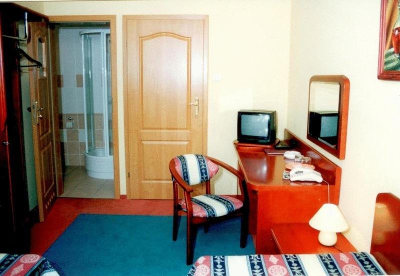 Hotel Rebajlo Piła Szoba fotó